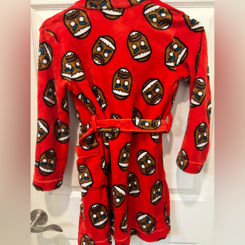 Fortnite‎ Red Robe Kids- 5/$25 - Picture 4 of 4